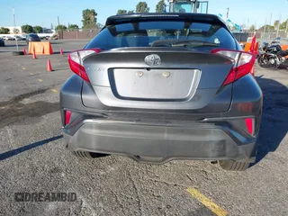 2018 Toyota C-HR XLE with VIN NMTKHMBX3JR009940, listed as a IAAI auction lot 41840885 with 71,155 mi miles. Bid and sale history available at carsss.com. Image 16.