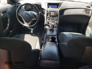 2013 Hyundai Genesis Coupe Premium z VIN KMHHT6KD5DU082282, wystawiony jako Copart lot #54749985 z przebiegiem 110 037 mil mil oraz Szkody całkowita. Historia ofert i sprzedaży dostępna na DreamBid. Obrazek 8.