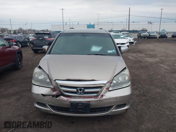 2005 Honda Odyssey EX with VIN 5FNRL38455B115547, listed as a IAAI auction lot 41911371 with 184,150 mi miles. Bid and sale history available at carsss.com. Image 12.