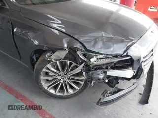 2017 Genesis G80 3.8L z VIN KMHGN4JE4HU171285, wystawiony jako IAAI lot #42197648 z przebiegiem 125 192 mil mil oraz . Historia ofert i sprzedaży dostępna na DreamBid. Obrazek 6.