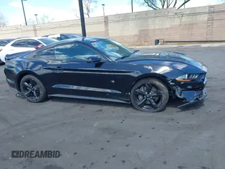 2022 Ford Mustang GT with VIN 1FA6P8CF3N5110805, listed as a IAAI auction lot 41943468 with 27,247 mi miles and . Bid and sale history available at carsss.com. Image 14.