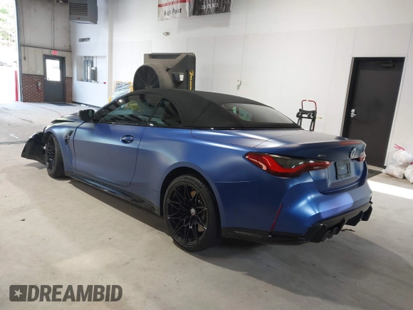 2023 BMW M4 Competition xDrive with VIN WBS33BA06PCL41709, listed as a IAAI auction lot 42395952 with 24,066 mi miles and . Bid and sale history available at DreamBid. Image 3.