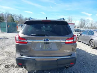 2021 Subaru Ascent Touring with VIN 4S4WMARD3M3427733, listed as a IAAI auction lot 40796488 with 24,756 mi miles. Bid and sale history available at carsss.com. Image 17.