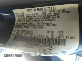 2014 Ford Mustang V6 z VIN 1ZVBP8AM9E5326813, wystawiony jako IAAI lot #31219468 z przebiegiem Nie podano mil oraz . Historia ofert i sprzedaży dostępna na DreamBid. Obrazek 9.