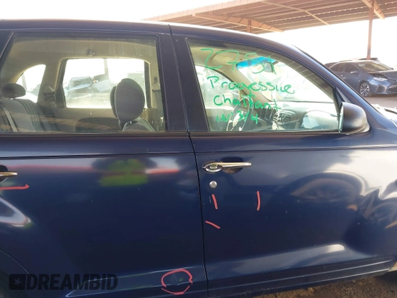 2005 Chrysler PT Cruiser with VIN 3C4FY48B15T638977, listed as a IAAI auction lot 41739723 with 118,724 mi miles and . Bid and sale history available at DreamBid. Image 14.