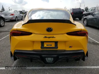 2020 Toyota GR Supra 3.0 with VIN WZ1DB4C06LW028001, listed as a Copart auction lot 43164045 with 12,623 mi miles and Salvage Title. Bid and sale history available at carsss.com. Image 6.