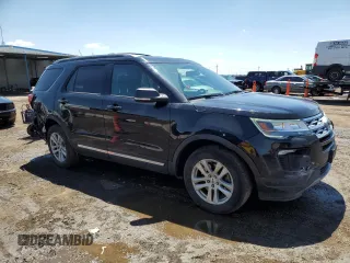 2019 Ford Explorer XLT с VIN 1FM5K8DH1KGA37725, выставлен на аукционе Copart как лот 56255315 с пробегом 56 501 миль миль и Списание • Salvage title. История ставок и продаж доступна на DreamBid. Изображение 4.