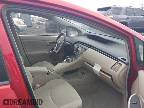 2011 Toyota Prius I with VIN JTDKN3DU0B1435476, listed as a IAAI auction lot 41723983 with 218,997 mi miles. Bid and sale history available at carsss.com. Image 5.