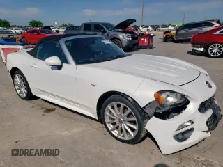 2017 FIAT 124 Spider Elaborazione Abarth z VIN JC1NFAEK0H0105912, wystawiony jako Copart lot #53077885 z przebiegiem 72 652 mil mil oraz Szkoda całkowita • Salvage title. Historia ofert i sprzedaży dostępna na DreamBid. Obrazek 4.