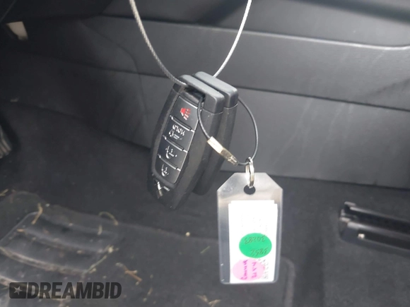 2024 Mitsubishi Outlander SE z VIN JA4J3VA81RZ049952, wystawiony jako IAAI lot #42448676 z przebiegiem 33 337 mil mil oraz . Historia ofert i sprzedaży dostępna na DreamBid. Obrazek 11.