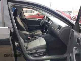 2017 Volkswagen Jetta S с VIN 3VW2B7AJ6HM306726, выставлен на аукционе IAAI как лот 41553568 с пробегом 83 449 миль миль и . История ставок и продаж доступна на DreamBid. Изображение 5.