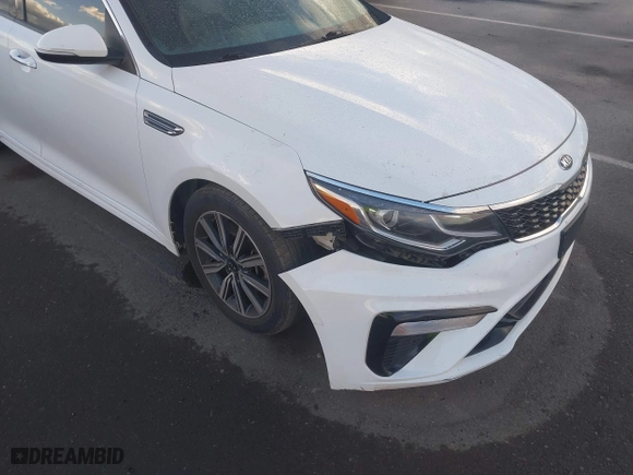 2019 Kia Optima EX with VIN 5XXGU4L14KG302388, listed as a IAAI auction lot 40636313 with 135,095 mi miles. Bid and sale history available at carsss.com. Image 6.