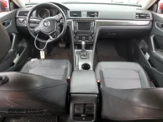 2016 Volkswagen Passat SE z VIN 1VWBT7A37GC023783, wystawiony jako Copart lot #60684605 z przebiegiem 145 337 mil mil oraz Czysty tytuł • Clean title. Historia ofert i sprzedaży dostępna na DreamBid. Obrazek 8.