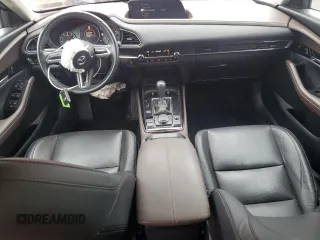 2021 Mazda CX-30 Premium with VIN 3MVDMBDL5MM212318, listed as a Copart auction lot 61057745 with 52,304 mi miles and Salvage title. Bid and sale history available at DreamBid. Image 8.