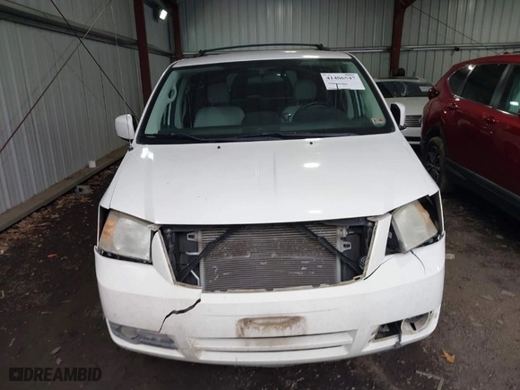 2009 Dodge Grand Caravan SXT with VIN 2D8HN54X89R512618, listed as a IAAI auction lot 41486547 with 116,979 mi miles. Bid and sale history available at carsss.com. Image 12.