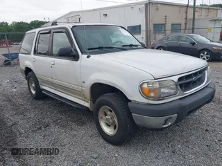 2000 Ford Explorer XLT with VIN 1FMZU63P1YUB59536, listed as a IAAI auction lot 42525666 with 300,184 mi miles and . Bid and sale history available at DreamBid. Image 1.