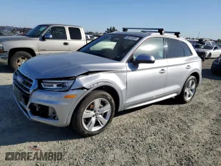 2018 Audi Q5 Premium with VIN WA1ANAFY1J2051659, listed as a Copart auction lot 42414405 with 25,708 mi miles and Salvage Title. Bid and sale history available at carsss.com. Image 1.