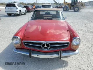 1971 Mercedes-Benz SL with VIN 11304412021905, listed as a Copart auction lot 76790644 with 39,936 mi miles and Salvage title. Bid and sale history available at DreamBid. Image 5.