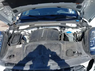2018 Porsche Macan with VIN WP1AA2A59JLB16545, listed as a IAAI auction lot 41306877 with 48,024 mi miles and . Bid and sale history available at DreamBid. Image 10.