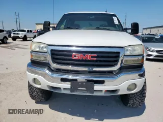 2005 GMC Sierra 2500HD SLE z VIN 1GTHK23245F813805, wystawiony jako Copart lot #51147775 z przebiegiem 213 786 mil mil oraz Czysty tytuł • Clean title. Historia ofert i sprzedaży dostępna na DreamBid. Obrazek 5.