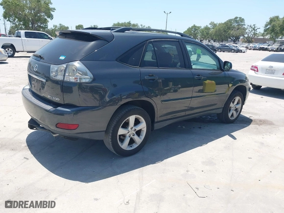 2006 Lexus RX 330 with VIN 2T2HA31U66C088274, listed as a IAAI auction lot 42125098 with 198,098 mi miles. Bid and sale history available at carsss.com. Image 4.