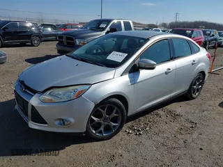 2013 Ford Focus SE with VIN 1FADP3F27DL308798, listed as a IAAI auction lot 41787683 with 158,581 mi miles. Bid and sale history available at carsss.com. Image 2.