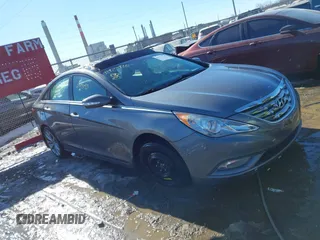 2012 Hyundai Sonata SE with VIN 5NPEC4ABXCH411840, listed as a IAAI auction lot 41423420 with 161,181 mi miles and . Bid and sale history available at carsss.com. Image 1.