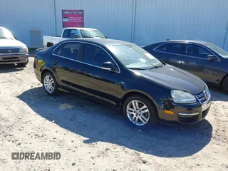 2007 Volkswagen Jetta Wolfsburg Edition с VIN 3VWEF71K07M171963, выставлен на аукционе IAAI как лот 41822743 с пробегом 151 647 миль миль и . История ставок и продаж доступна на DreamBid. Изображение 1.