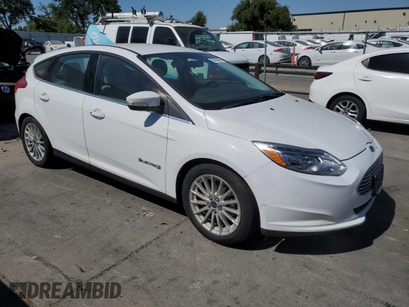 2016 Ford Focus Electric z VIN 1FADP3R47GL216219, wystawiony jako Copart lot #63930905 z przebiegiem 93 985 mil mil oraz Czysty tytuł • Clean title. Historia ofert i sprzedaży dostępna na DreamBid. Obrazek 4.