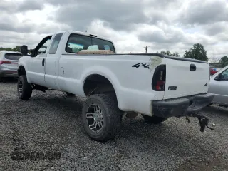 2004 Ford F-250 XL with VIN 1FTNX21P34ED08796, listed as a Copart auction lot 54789995 with 141,634 mi miles and Salvage title. Bid and sale history available at DreamBid. Image 2.