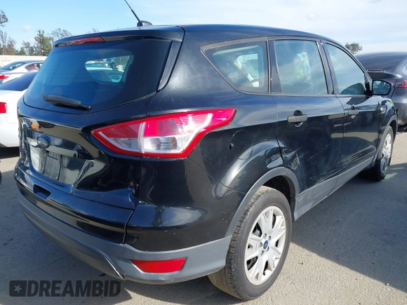 2014 Ford Escape S with VIN 1FMCU0F72EUD51798, listed as a IAAI auction lot 41925673 with 149,545 mi miles. Bid and sale history available at carsss.com. Image 4.