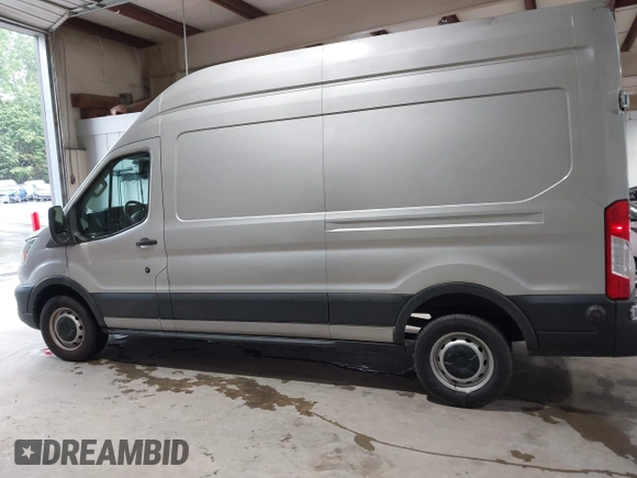 2020 Ford Transit Cargo with VIN 1FTBR1X82LKA53226, listed as a IAAI auction lot 42355465 with 49,579 mi miles and . Bid and sale history available at DreamBid. Image 15.