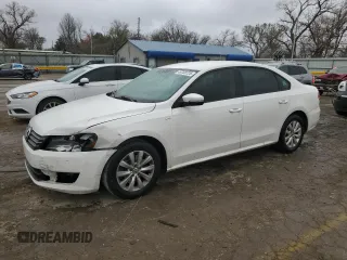 2015 Volkswagen Passat Wolfsburg Edition with VIN 1VWAT7A37FC019890, listed as a Copart auction lot 49788725 with 165,965 mi miles and Salvage title. Bid and sale history available at DreamBid. Image 1.
