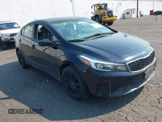 2017 Kia Forte LX with VIN 3KPFK4A72HE026819, listed as a IAAI auction lot 40046075 with 118,265 mi miles. Bid and sale history available at carsss.com. Image 1.