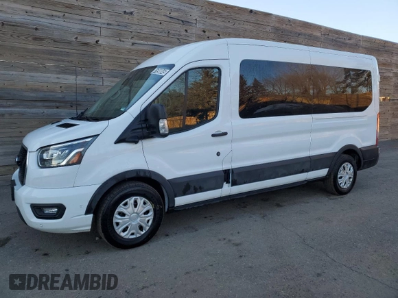 2023 Ford Transit Passenger XL with VIN 1FBAX2C82PKA70924, listed as a Copart auction lot 41698045 with 53,555 mi miles and Clean Title. Bid and sale history available at DreamBid. Image 1.