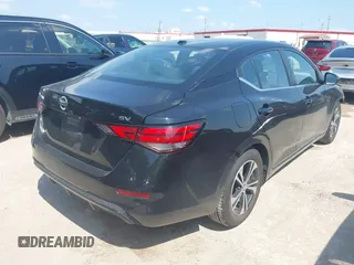 2023 Nissan Sentra SV z VIN 3N1AB8CV6PY312735, wystawiony jako IAAI lot #42390602 z przebiegiem 47 336 mil mil oraz . Historia ofert i sprzedaży dostępna na DreamBid. Obrazek 4.