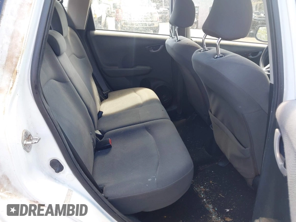 2013 Honda Fit with VIN JHMGE8H39DC051724, listed as a IAAI auction lot 41881732 with 158,048 mi miles. Bid and sale history available at carsss.com. Image 8.