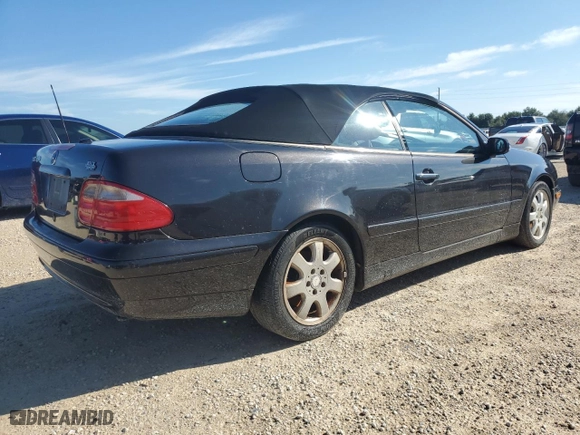 2002 Mercedes-Benz CLK-Class with VIN WDBLK65G02T119411, listed as a Copart auction lot 74130314 with 0 mi miles and Non Repairable. Bid and sale history available at carsss.com. Image 3.