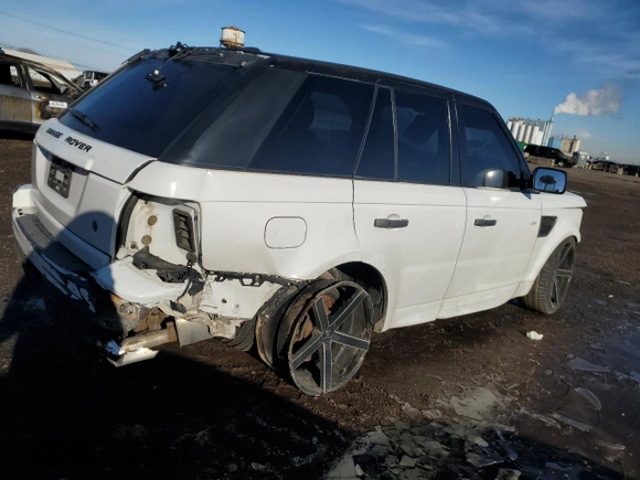 2011 Land Rover Range Rover Sport HSE with VIN SALSF2D41BA260722, listed as a Copart auction lot 49317025 with 107,230 mi miles and Salvage Title. Bid and sale history available at carsss.com. Image 3.