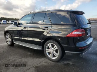 2014 Mercedes-Benz M 350 z VIN 4JGDA5HB5EA407939, wystawiony jako Copart lot #82203844 z przebiegiem 121 143 mil mil oraz Szkoda całkowita • Salvage title. Historia ofert i sprzedaży dostępna na DreamBid. Obrazek 2.