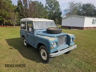 1976 Land Rover Defender with VIN 90123300A, listed as a Copart auction lot 81744514 with Not provided miles and Clean title. Bid and sale history available at DreamBid. Image 1.
