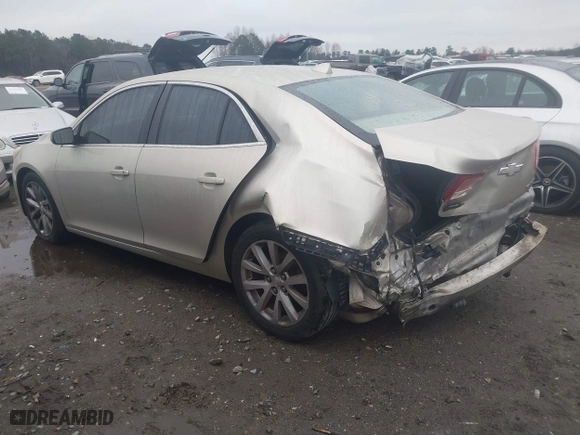 2013 Chevrolet Malibu LT with VIN 1G11E5SAXDF172380, listed as a IAAI auction lot 41535891 with 174,624 mi miles. Bid and sale history available at carsss.com. Image 3.