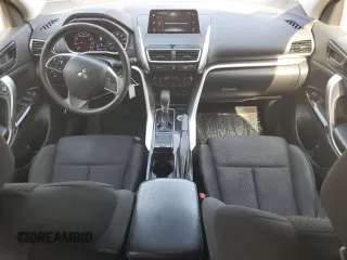 2018 Mitsubishi Eclipse Cross LE z VIN JA4AT4AA8JZ044362, wystawiony jako Copart lot #63783365 z przebiegiem 142 372 mil mil oraz Czysty tytuł • Clean title. Historia ofert i sprzedaży dostępna na DreamBid. Obrazek 8.