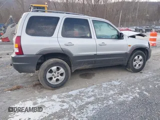 2004 Mazda Tribute ES with VIN 4F2CZ96154KM18832, listed as a IAAI auction lot 41376325 with 176,566 mi miles and . Bid and sale history available at carsss.com. Image 4.