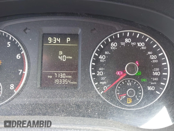 2015 Volkswagen Passat 1.8T Limited Edition with VIN 1VWAT7A36FC051441, listed as a IAAI auction lot 42031494 with 193,354 mi miles. Bid and sale history available at carsss.com. Image 7.