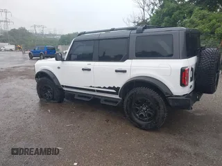 2023 Ford Bronco с VIN 1FMEE5DP6PLB75580, выставлен на аукционе IAAI как лот 42616341 с пробегом 23 098 миль миль и . История ставок и продаж доступна на DreamBid. Изображение 3.