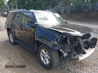 2019 Toyota 4Runner SR5 with VIN JTEBU5JR8K5665513, listed as a IAAI auction lot 42563360 with 92,563 mi miles and . Bid and sale history available at DreamBid. Image 1.