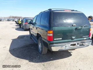 2003 Chevrolet Tahoe LT with VIN 1GNEC13Z33R213707, listed as a IAAI auction lot 41796469 with 183,373 mi miles. Bid and sale history available at carsss.com. Image 3.