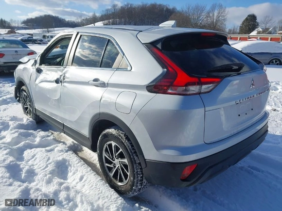 2024 Mitsubishi Eclipse Cross ES with VIN JA4ATUAA4RZ056584, listed as a IAAI auction lot 41366123 with 65,970 mi miles. Bid and sale history available at carsss.com. Image 3.