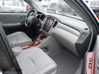 2007 Toyota Highlander w/3rd Row with VIN JTEEP21A670193071, listed as a IAAI auction lot 41861569 with 122,843 mi miles. Bid and sale history available at carsss.com. Image 5.